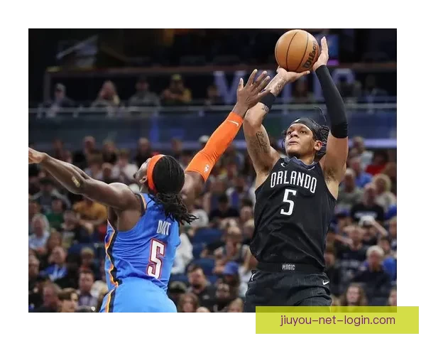 班凯罗生涯第25次至少30+5+5表现 魔术队史仅次于麦迪